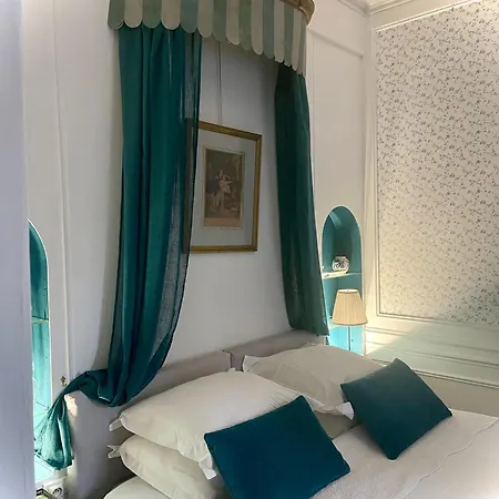 La Gloriette Couette-café 4*