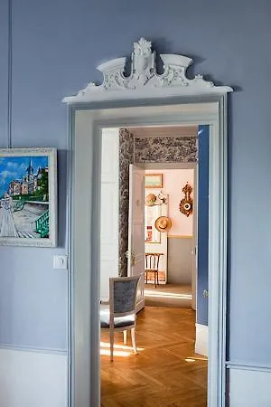 Villa La Gloriette Bed & Breakfast 4*